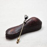 本日、ハンドモチーフエナメルピンをアップ致しました。