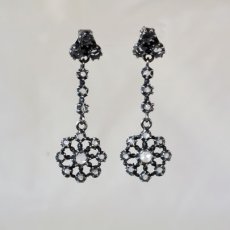 画像1: シルバー・ダイヤモンドイヤリング (1)