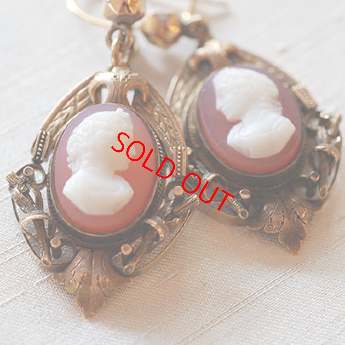 画像3: ゴールド・カメオイヤリング (3)