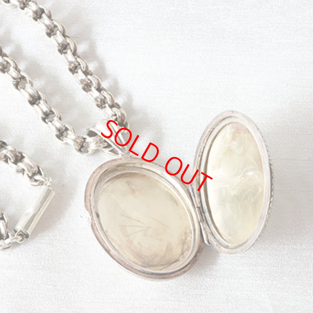 画像3: シルバー・ロケットペンダント (3)