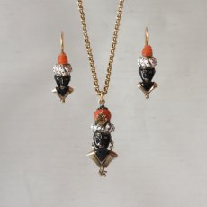 画像1: シルバー・エナメル・パール・コラル・ダイヤペンダント (1)