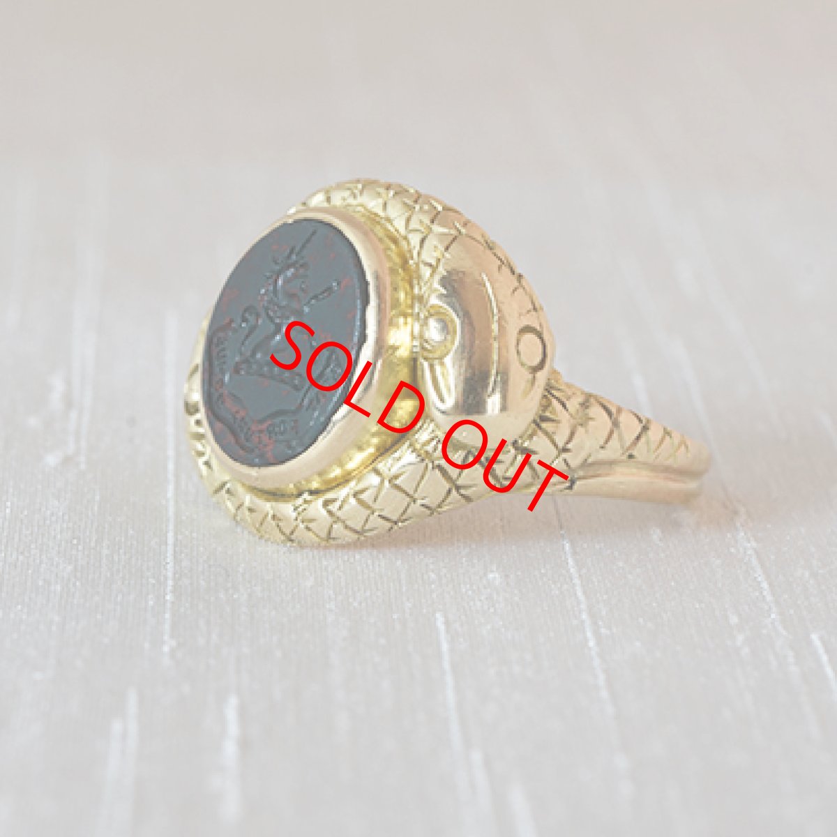 画像2: 15ct.ゴールド・ブラッドストーンインタリオリング  ( RESEVED) (2)