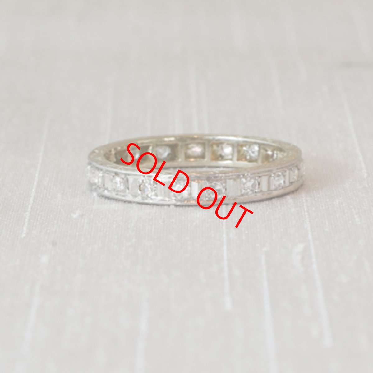 画像1: 18ct.ゴールド・ダイヤモンド・エタニティリング　 (1)