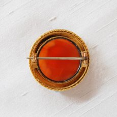 画像2: ゴールド・ストーンカメオブローチ (2)