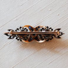 画像2: ゴールド・シルバー・ナチュラルパール・ダイヤモンド・サファイアブローチ (2)