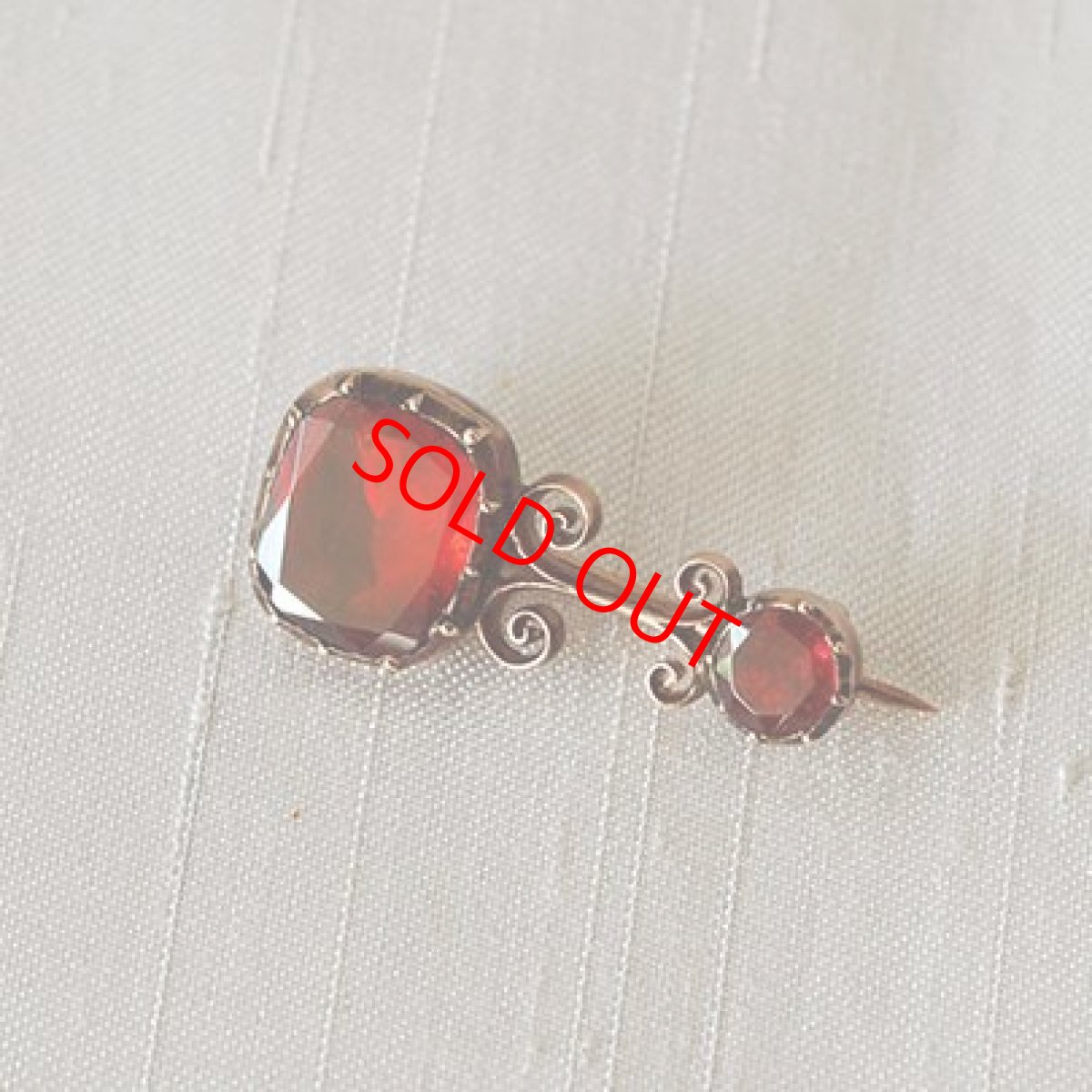 画像1: Sold ゴールド,ガーネット ブローチ (1)