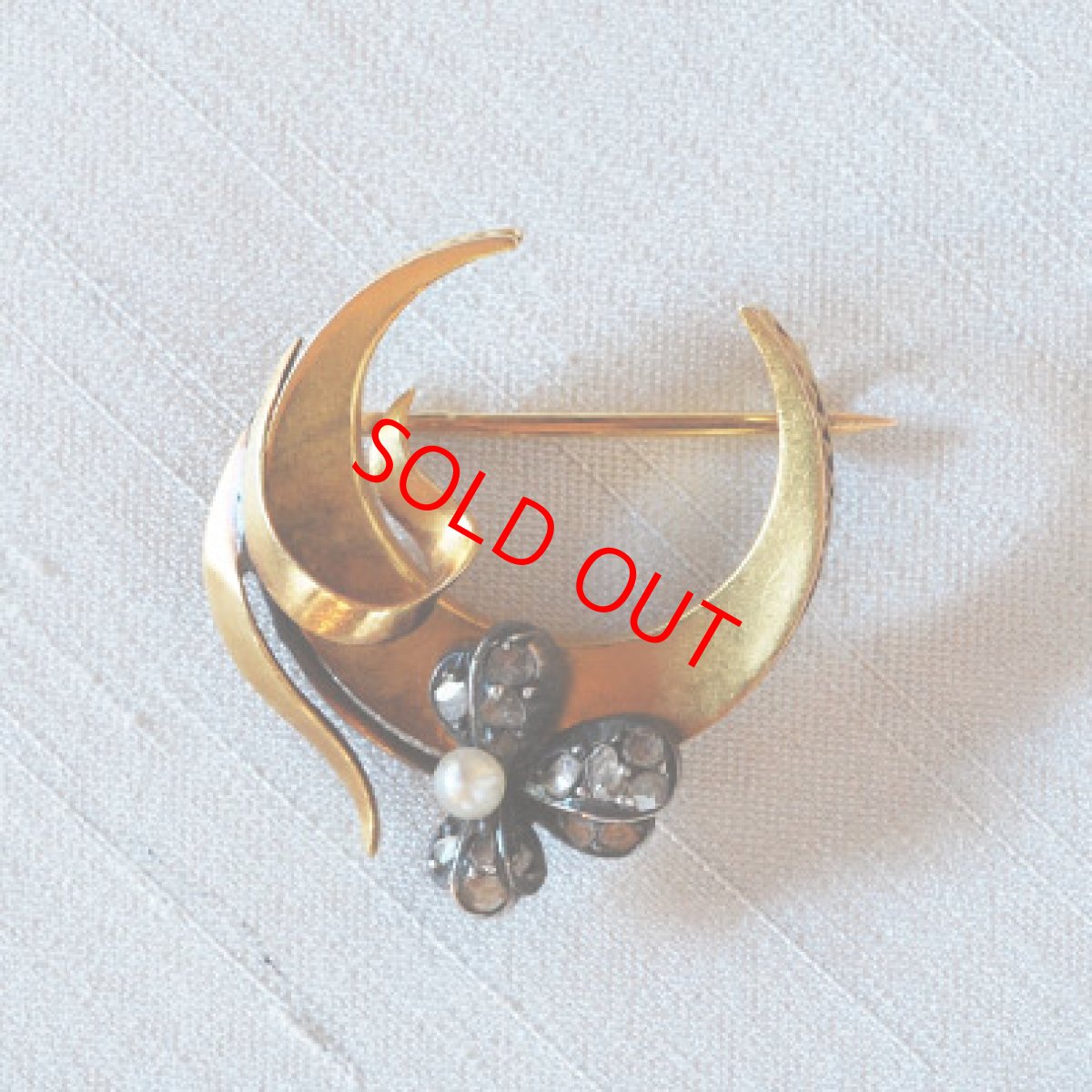 画像1: 18ct..Svダイヤモンド・パールブローチ (1)