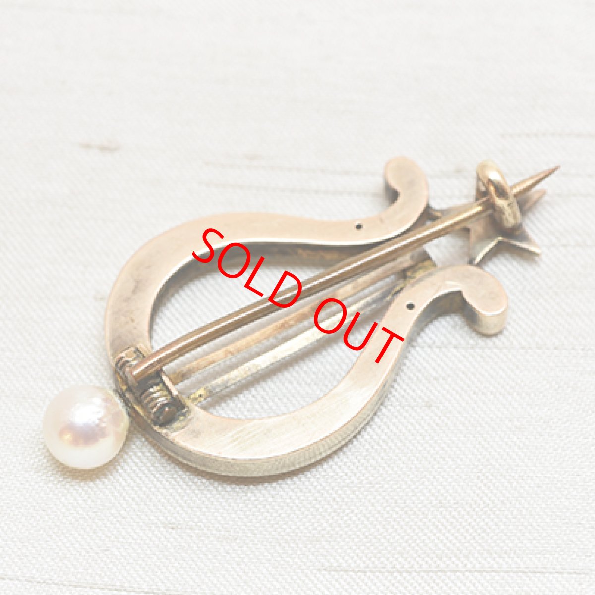 画像2: ゴールド・パール・コラル ブローチ (2)