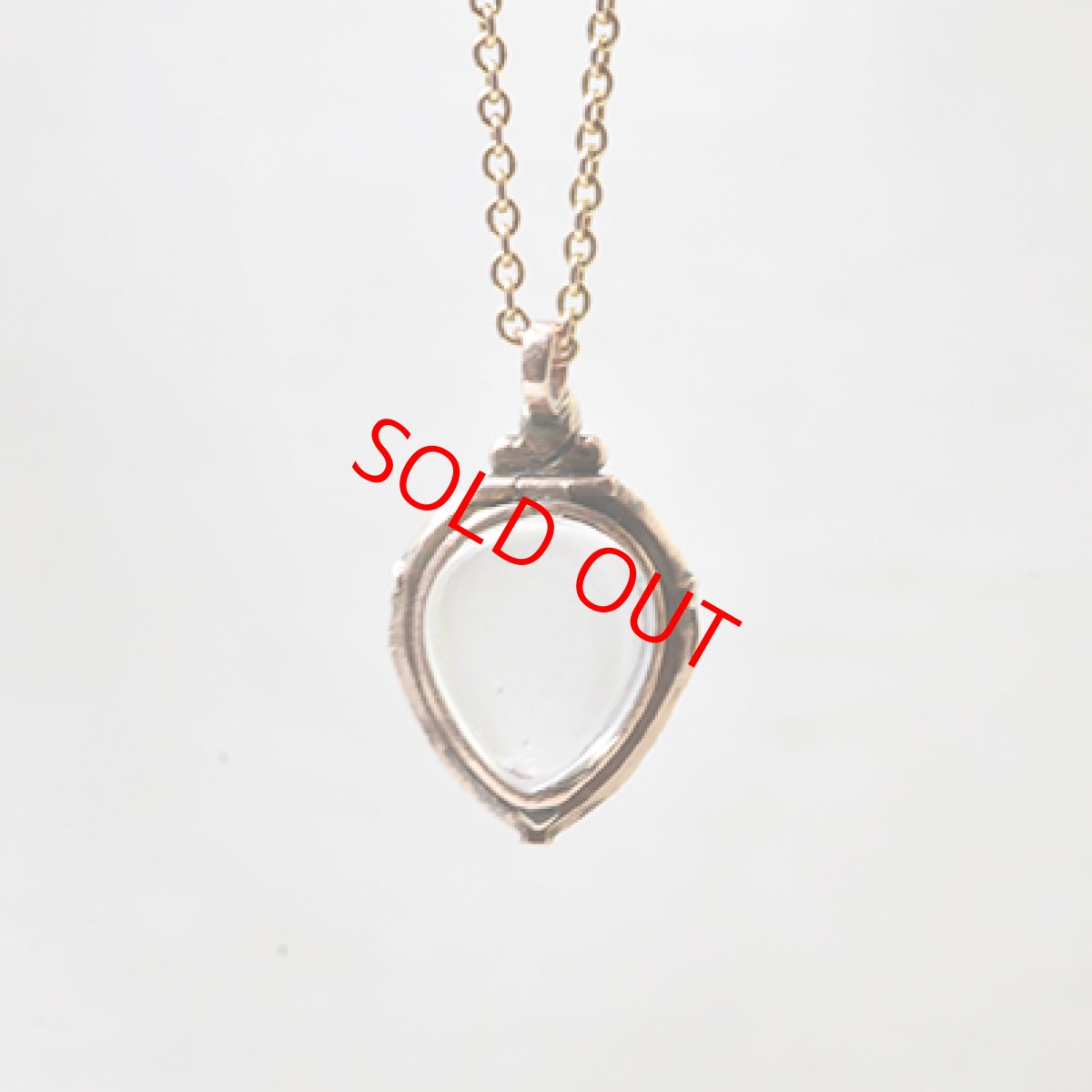 画像4: Gold.ガーネット・クリスタルロケットペンダント (4)