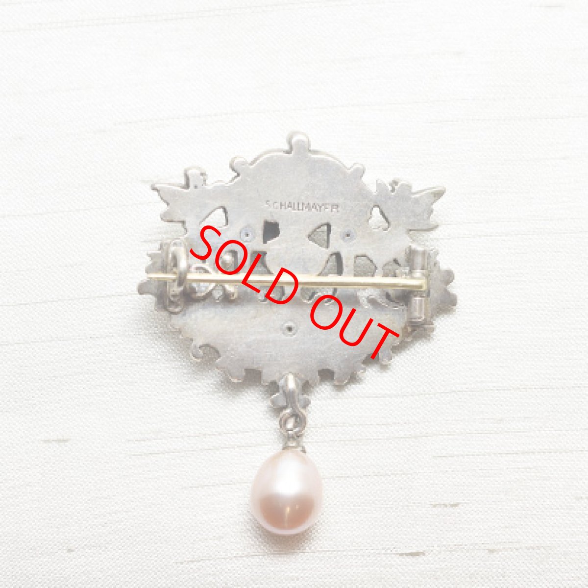 画像2: sold シルバー・エメラルド ルビー ダイヤ パール ブローチ (2)