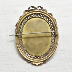 画像2: G.メタル ポーセレンブローチ (2)