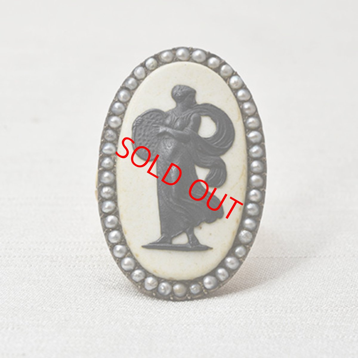 画像1: ゴールド・ウェッジウッドカメオリング (1)