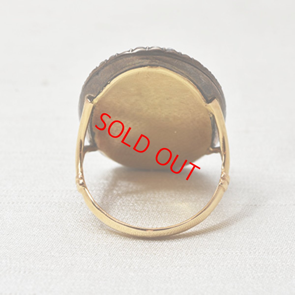 画像4: ゴールド・ウェッジウッドカメオリング (4)