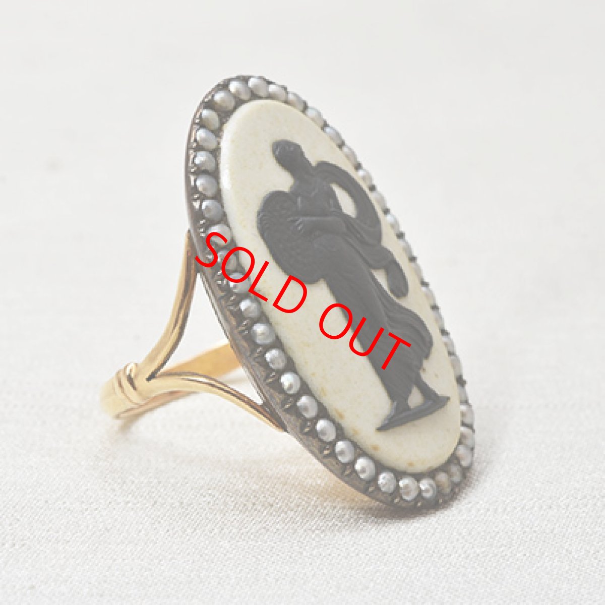 画像5: ゴールド・ウェッジウッドカメオリング (5)