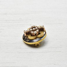 画像2: ゴールド・パール・エナメルブローチ (2)