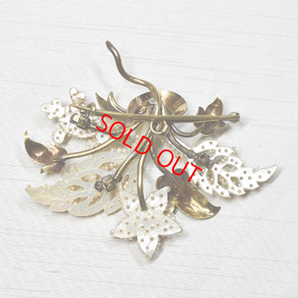 画像2: Sold sv,エナメル・パールブローチ (2)