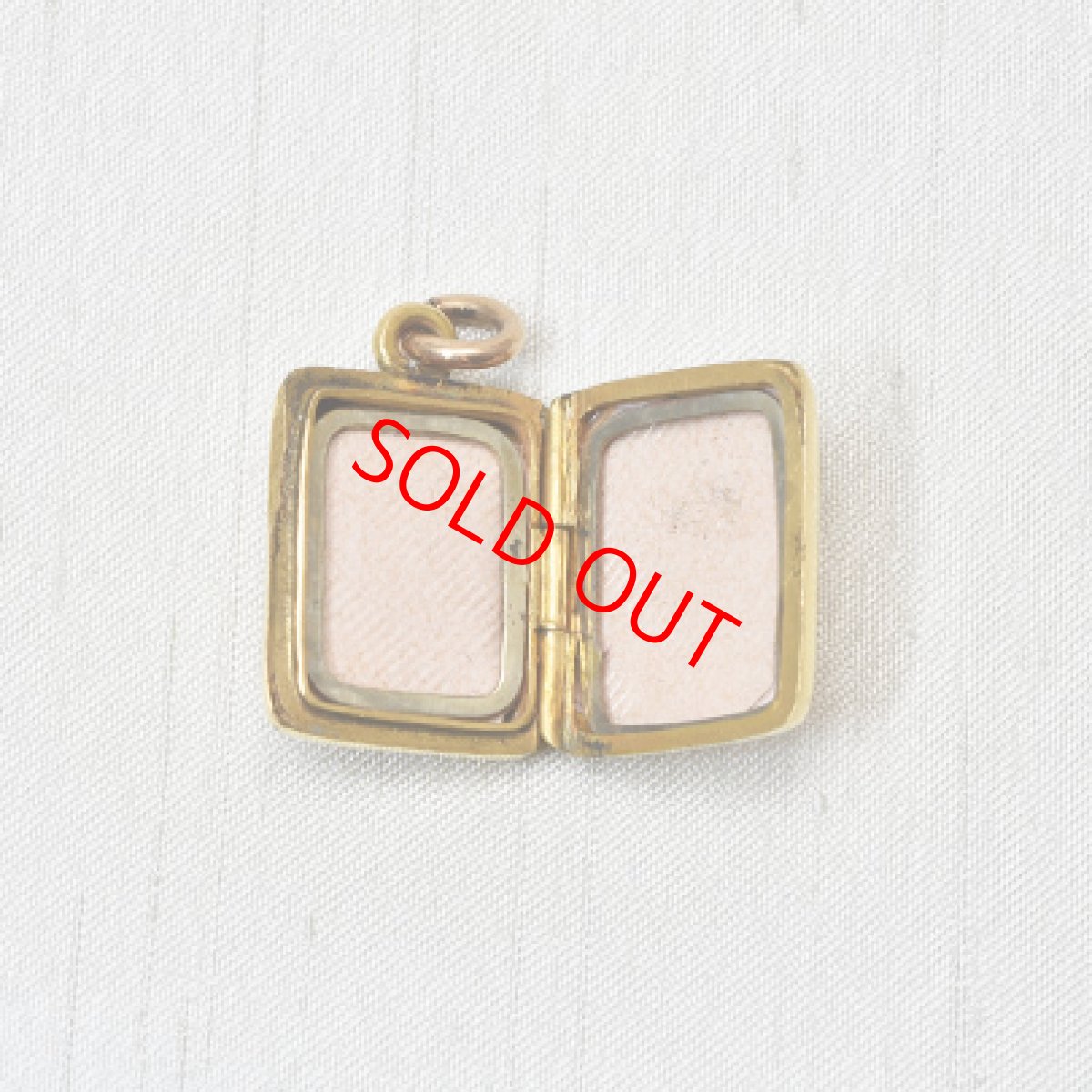 画像3: Sold メタルロケットペンダント (3)