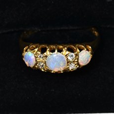 画像7: 18ct,オパール・ダイヤモンドリング Sold (7)