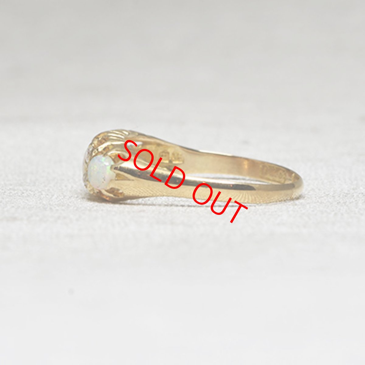 画像3: 18ct,オパール・ダイヤモンドリング Sold (3)