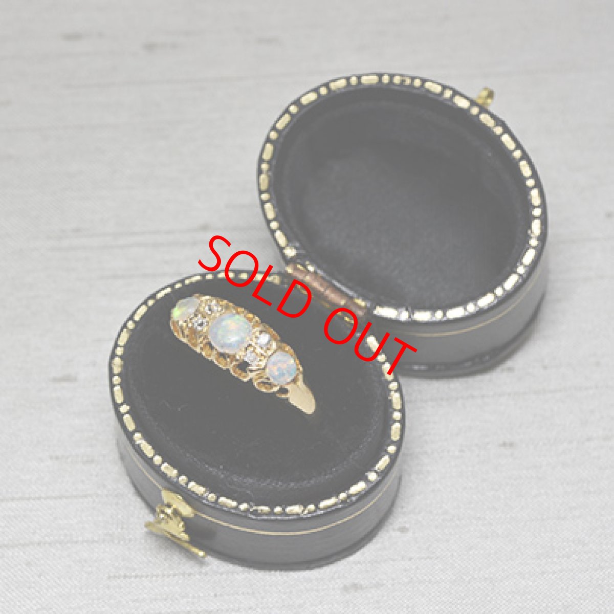 画像8: 18ct,オパール・ダイヤモンドリング Sold (8)