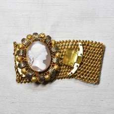 画像3: Sold ピンチベック シャルカメオブレスレット (3)