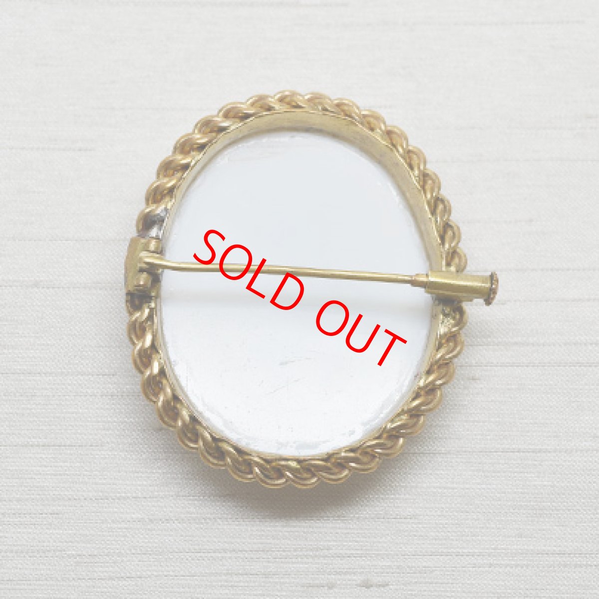 画像2: Sold メタル.グラス ブラッカムーアカメオ　ダイヤモンド ガーネットブローチ (2)