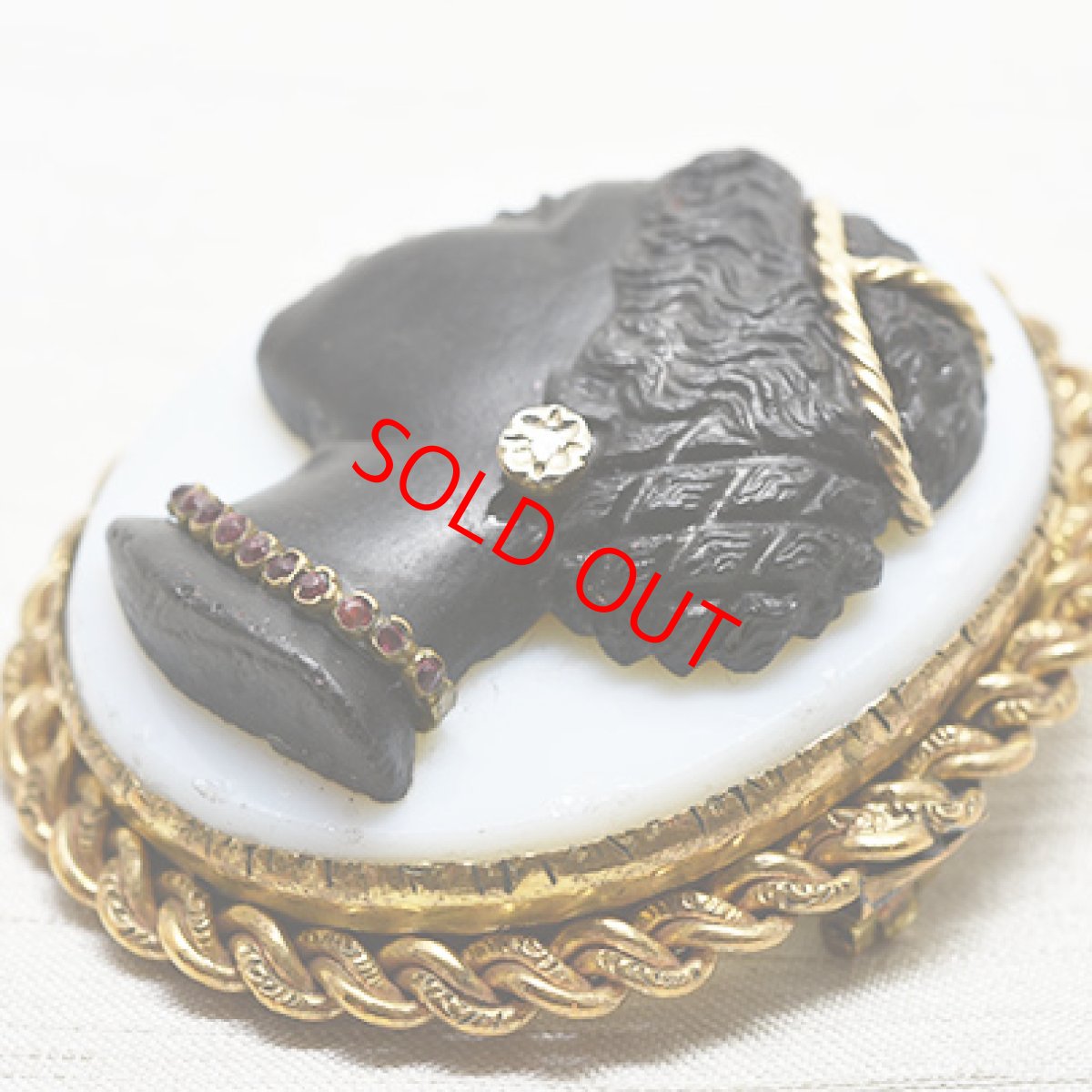 画像4: Sold メタル.グラス ブラッカムーアカメオ　ダイヤモンド ガーネットブローチ (4)