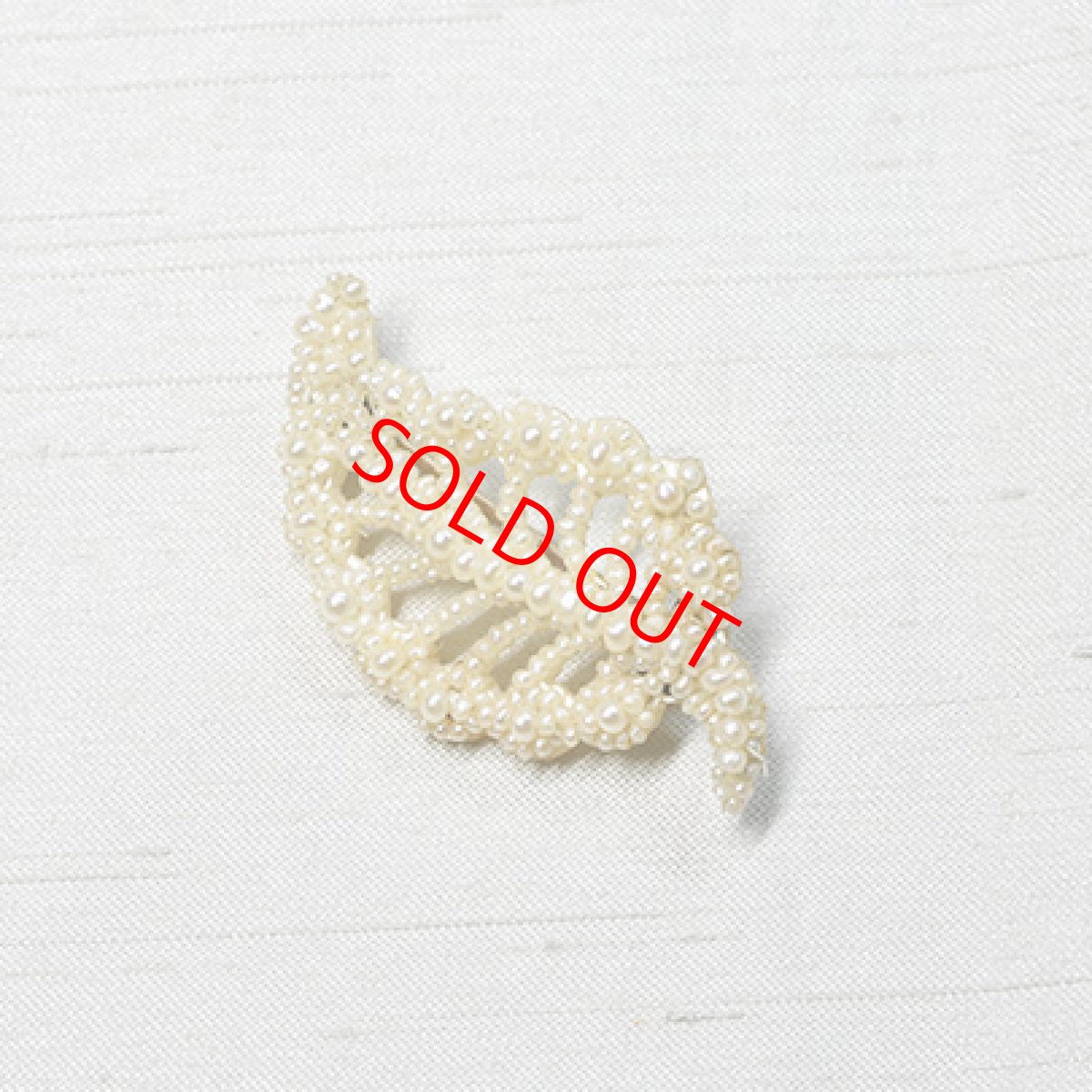 画像2: Sold ゴールド・パールブローチ (2)