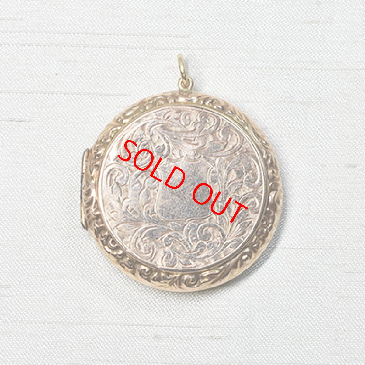 画像1: Sold 9ct,メタルペンダント (1)