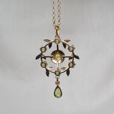 画像3: Sold 9ct.ペリドットパールペンダント (3)