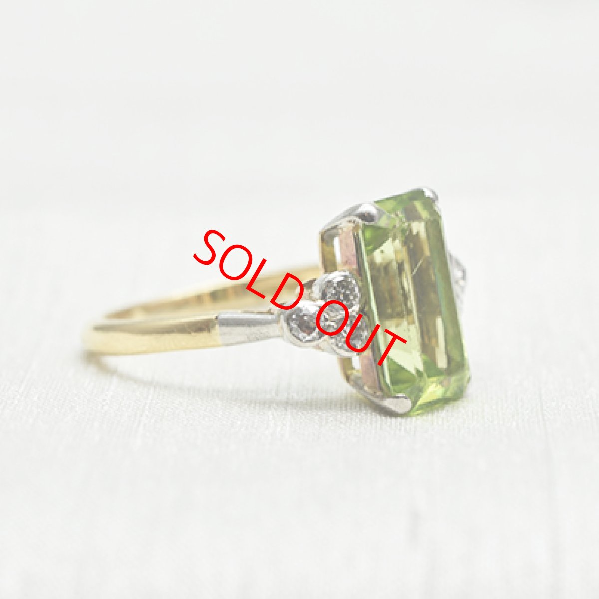 画像2: 18ct.ペリドットダイヤモンドリング (2)
