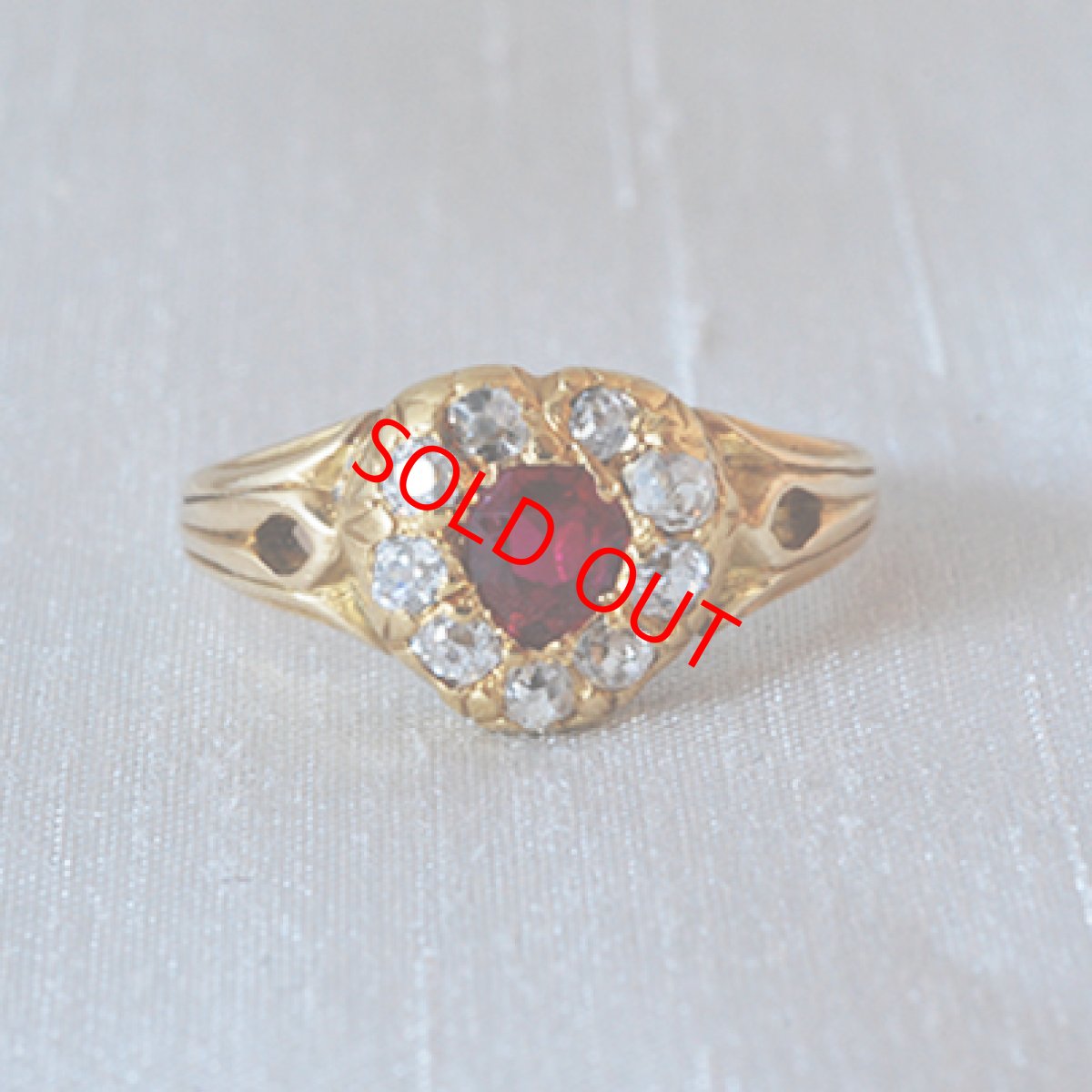 画像1: Sold ゴールド ルビー＆ダイヤモンドリング (1)