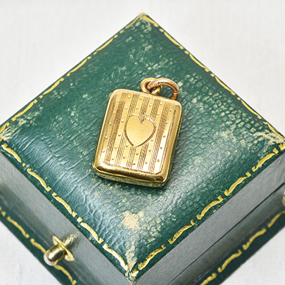 本日2点を追加いたします